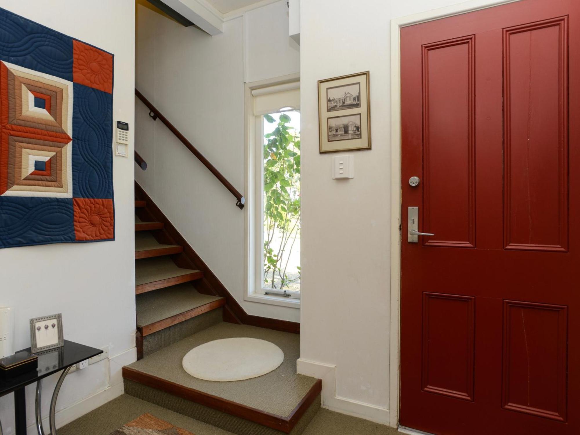 Jacaranda Lodge - Napier Hill Holiday Home Εξωτερικό φωτογραφία